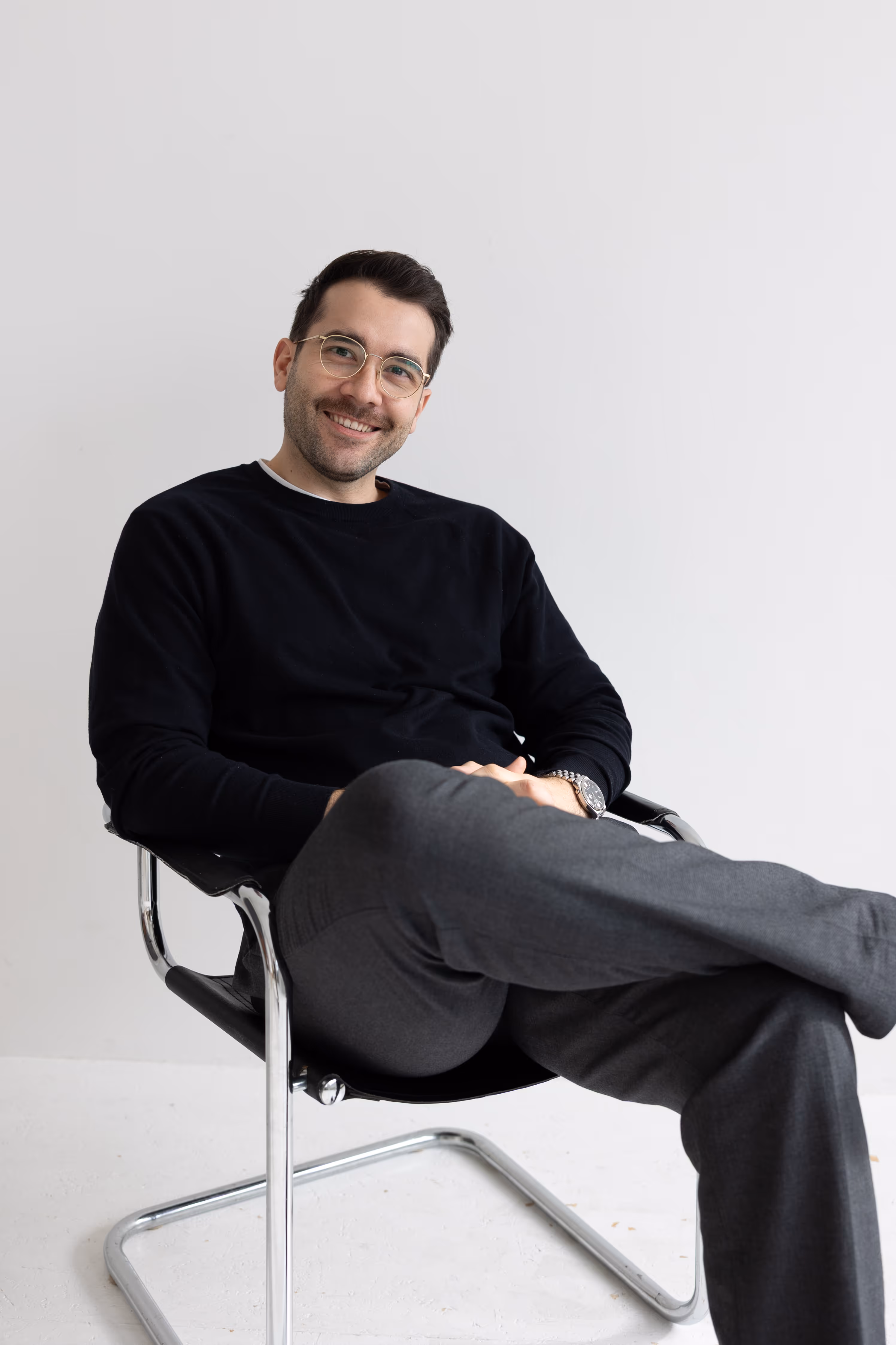 Porträt von Steven - Webdesigner und Entwickler.